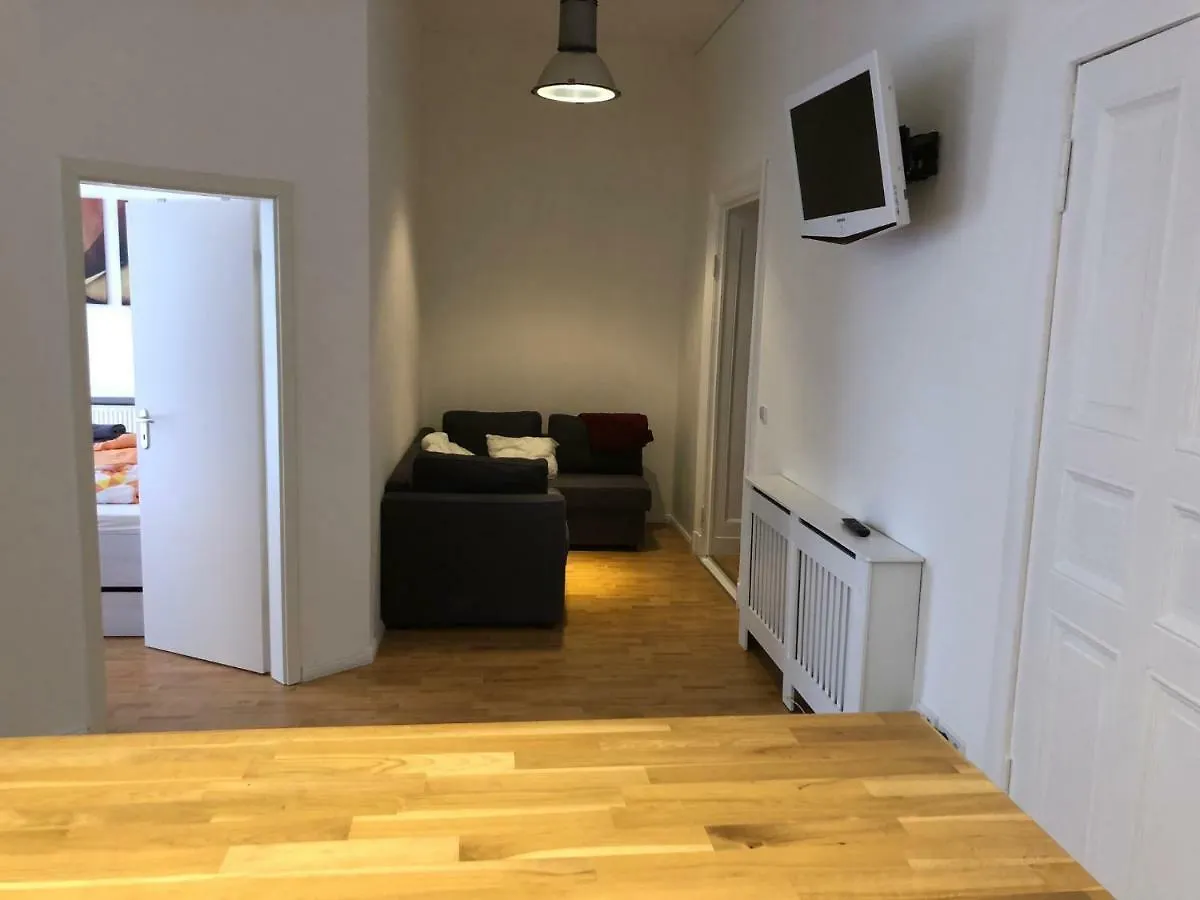 City-Apartment Zille Berlin 0*,